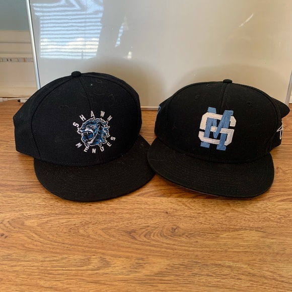 Shawn Mendes Hats - Picture 2 of 5